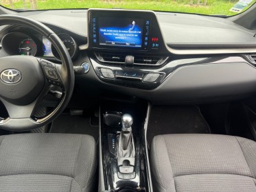 Toyota c-hr hybride pro rc18 c-hr pro 122h dynamic occasion simplicicar lyon nord  simplicicar simplicibike france