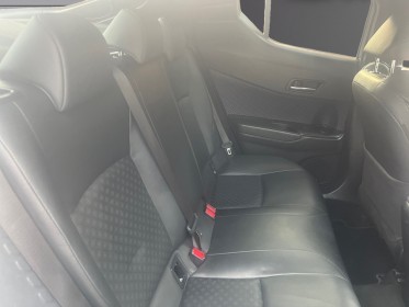 Toyota c-hr hybride 122h graphic entretiens toyota garantie constructeur occasion montreuil (porte de vincennes)(75)...