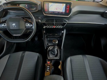 Peugeot 208 100ch allure apple carplay - android auto / gps / clim / entretien à jour - garantie 12 mois occasion avignon...