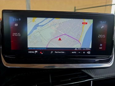 Peugeot 208 100ch allure apple carplay - android auto / gps / clim / entretien à jour - garantie 12 mois occasion avignon...