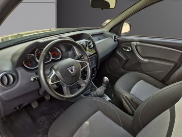 Dacia duster dci 110 4x2 black touch/camera recul/distrib fait/sans adblue/attelage/garantie 12 mois occasion simplicicar...