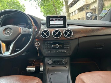 Mercedes classe b 200 cdi blueefficiency fascination 7-g dct a, full options, toit ouvrant, sièges électrique garantie...
