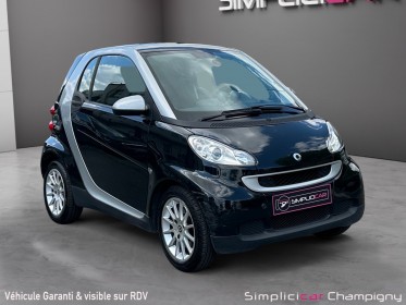 Smart fortwo coupe 71 passion - direction assisté - feux auto - rétroviseurs a réglage électrique occasion...