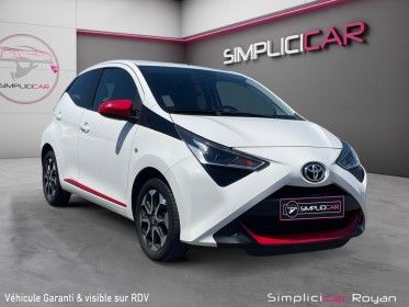 Toyota aygo mc18 1.0 vvt-i x-play entretien complet toyota premiere main garantie 12mois occasion simplicicar royan...