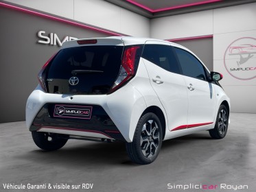 Toyota aygo mc18 1.0 vvt-i x-play entretien complet toyota premiere main garantie 12mois occasion simplicicar royan...