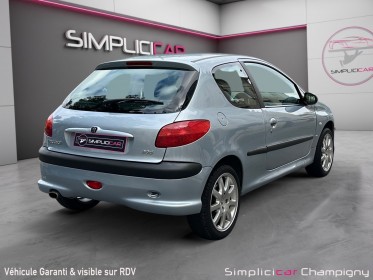 Peugeot 206 2.0e 16v s16 - climatisation automatique - peu kilométré - garantie 12 mois occasion champigny-sur-marne (94)...
