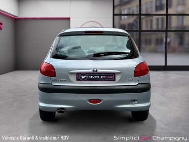 Peugeot 206 2.0e 16v s16 - climatisation automatique - peu kilométré - garantie 12 mois occasion champigny-sur-marne (94)...