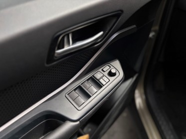 Toyota c-hr hybride my20 1.8l dynamic / caméra de recul / apple carplay / siège, chauffant / garantie, 12 mois occasion...