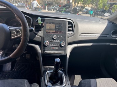 Renault megane iv berline dci 90 energy life/ radar de recul / carplay / rÉgulateur de vitesse occasion paris 17ème...