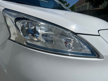 Nissan e-nv200 / charge rapide occasion simplicicar st-maximin simplicicar simplicibike france