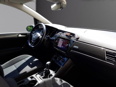 Volkswagen touran 1.5 tsi evo 150 dsg7 5pl connect entretien vw park assist caméra de recul car play garantie 12 mois...