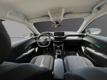 Peugeot 208 bluehdi 100 ss bvm6 allure occasion avignon (84) simplicicar simplicibike france