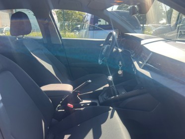 Audi a1 sportback 30 tfsi 116 ch bvm6 s line garantie 12 mois occasion simplicicar brest simplicicar simplicibike france