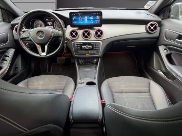 Mercedes classe gla 200 sensation 7-g dct a / camÉra de recul / carplay / entretien / garantie 12 mois occasion paris 17ème...