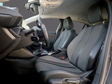 Peugeot 208 100ch ss bvm6 allure attelage courroie changée garantie 12 mois occasion simplicicar vichy simplicicar...