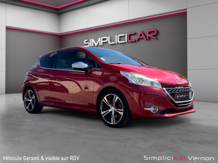 Peugeot 208 1.6 thp 200ch bvm6 gti intérieur semi-cuir noir et rouge garantie 12 mois occasion simplicicar vernon... Peugeot 208 1.6 thp 200ch bvm6 gti intérieur semi-cuir noir et rouge garantie 12 mois occasion simplicicar vernon...