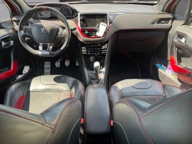 Peugeot 208 1.6 thp 200ch bvm6 gti  intérieur semi-cuir noir et rouge  garantie 12 mois occasion simplicicar vernon...