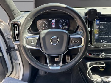 Volvo xc40 t3 163 ch geartronic 8 r-design / carplay / camÉra  de recul /  entretien volvo /  garantie 12 mois occasion...