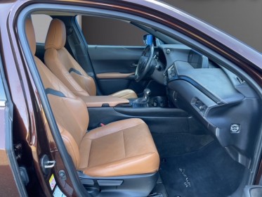 Lexus ux 250h luxe 4wd luxe 1 main occasion simplicicar tours  simplicicar simplicibike france