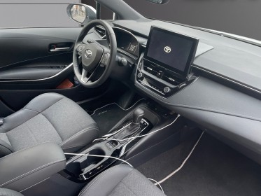 Toyota corolla touring sports hybride my22 122h design, caméra de recul, sièges av chauffants, charge induction ,...