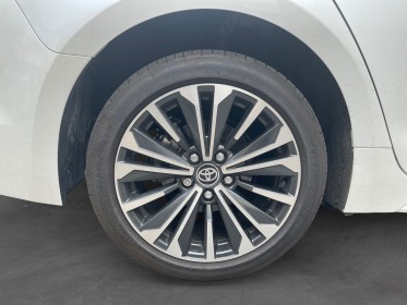 Toyota corolla touring sports hybride my22 122h design, caméra de recul, sièges av chauffants, charge induction ,...
