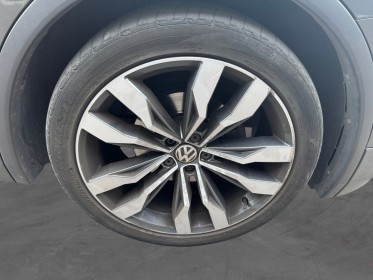 Volkswagen tiguan 2.0 tdi 150 dsg7 black r-line occasion simplicicar lille  simplicicar simplicibike france