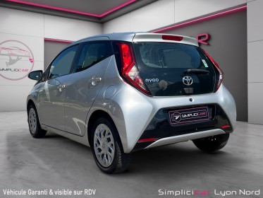 Toyota aygo pro mc18 1.0 vvt-i x-play occasion simplicicar lyon nord  simplicicar simplicibike france