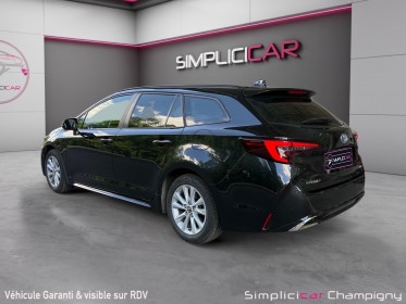 Toyota corolla touring sports hybride pro nouve pro hybride 140ch dynamic business  / carplay / entretien toyota occasion...