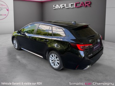 Toyota corolla touring sports hybride pro nouve pro hybride 140ch dynamic business  / carplay / entretien toyota occasion...