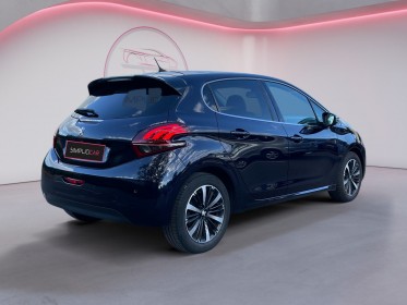 Peugeot 208 110ch ss bvm6 tech edition/ carplay/ 1 ère main / entretien peugeot / caméra de recul occasion simplicicar...