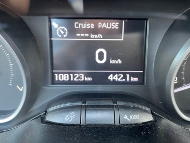 Peugeot 208 110ch ss bvm6 tech edition/ carplay/ 1 ère main / entretien peugeot / caméra de recul occasion simplicicar...