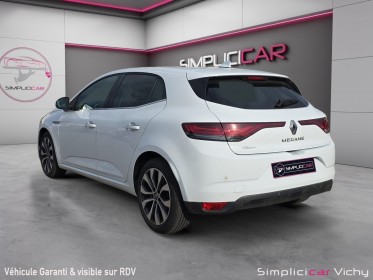 Renault megane iv berline tce 140 ch edc techno révisée première main garantie 12 mois occasion simplicicar vichy...