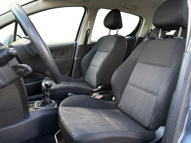 Peugeot 207 urban 1.4e 80 ch climatisation occasion simplicicar orgeval  simplicicar simplicibike france