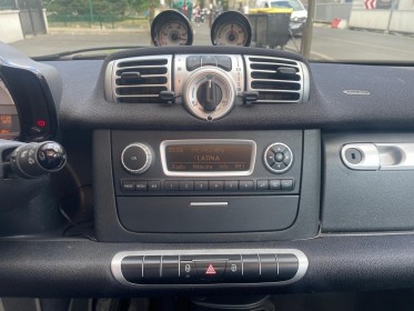 Smart fortwo cabrio smart electric drive avec batterie entretien mercedes radio/mp3 vitres Électriques garantie 12 mois...