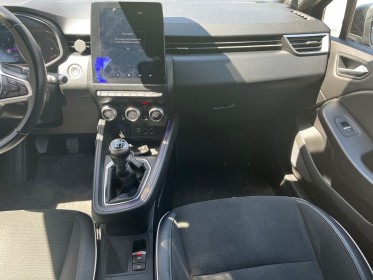 Renault clio v tce 100 business occasion simplicicar lyon nord  simplicicar simplicibike france