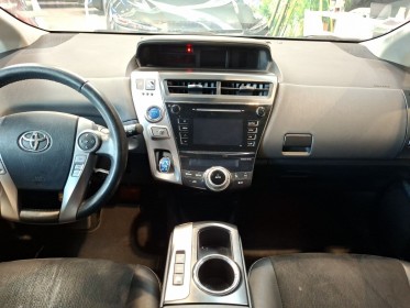 Toyota prius pro tss 136h dynamic full entretien toyota garantie 12 mois occasion simplicicar villepinte simplicicar...