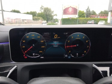 Mercedes classe a berline 200 7g-dct amg line occasion parc voitures beauvais simplicicar simplicibike france