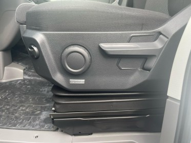 Volkswagen crafter van 35 l3h3 2.0 tdi 140 ch bva business line plus occasion simplicicar brie-comte-robert simplicicar...