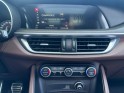 Alfa romeo stelvio 2.2 210 ch q4 at8 lusso garantie 12 mois toit ouvrant / carplay / sieges volant chauff / camera occasion...