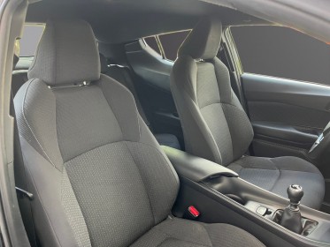 Toyota c-hr 1.2t 2wd dynamic occasion montreuil (porte de vincennes)(75) simplicicar simplicibike france