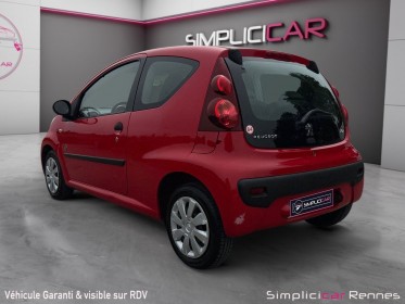 Peugeot 107 1.0 68ch série 64 - moteur à chaine toyota - clim occasion simplicicar rennes simplicicar simplicibike france
