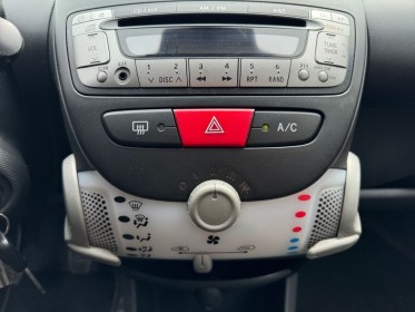 Peugeot 107 1.0 68ch série 64 - moteur à chaine toyota - clim occasion simplicicar rennes simplicicar simplicibike france