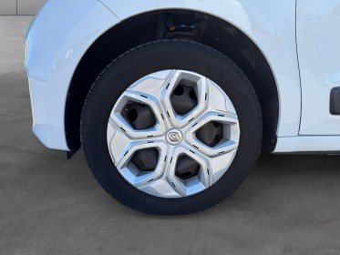 Renault twingo iii 1.0 sce 75cv zen bluetooth/regulateur/mot. a chaine - garantie 12 mois - occasion simplicicar marignane ...