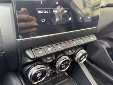 Renault captur tce 155 edc fap initiale paris/ toit ouvrant / camera de recul / maintient de voie occasion paris 17ème...