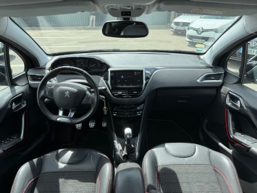 Peugeot 208 bluehdi 100ch bvm6 gt line / carnet entretien complet / apple carplay occasion simplicicar dunkerque simplicicar...