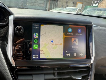 Peugeot 208 bluehdi 100ch bvm6 gt line / carnet entretien complet / apple carplay occasion simplicicar dunkerque simplicicar...