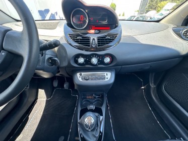 Renault twingo ii 1.2 lev 16v 75 eco2 intens occasion avignon (84) simplicicar simplicibike france