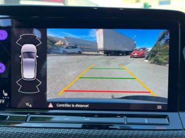 Volkswagen golf viii r-line-camera de recul-volant chauffant-siege chauffant-carplay-garantie 12 mois occasion simplicicar...