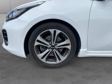 Kia pro_cee'd coupe 1.0 t-gdi 120cv essence gt line garantie 12 mois occasion simplicicar royan simplicicar simplicibike france