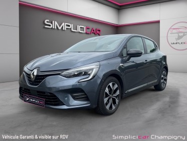 Renault clio v e-tech 140 ch limited occasion champigny-sur-marne (94) simplicicar simplicibike france